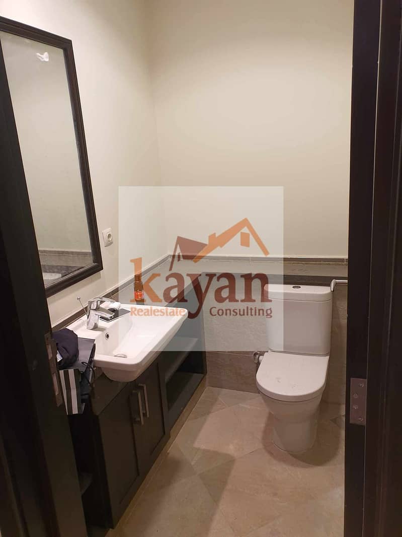 22 feed4ac7-6267-4396-ac76-ce1d65a2fe39. jpg