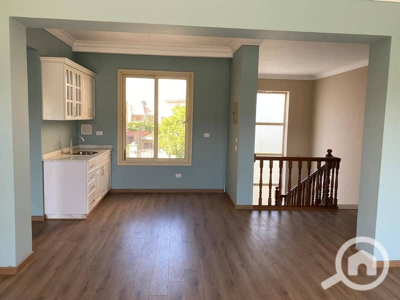 11 dd015522-0478-4859-8069-e6a7d8dbce7e. jpg