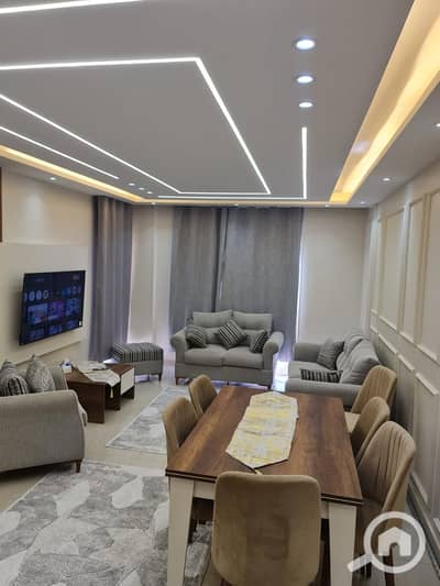 شقة 3 غرف نوم للايجار في القاهرة الجديدة، القاهرة - IMG-20251203-WA0147. jpg