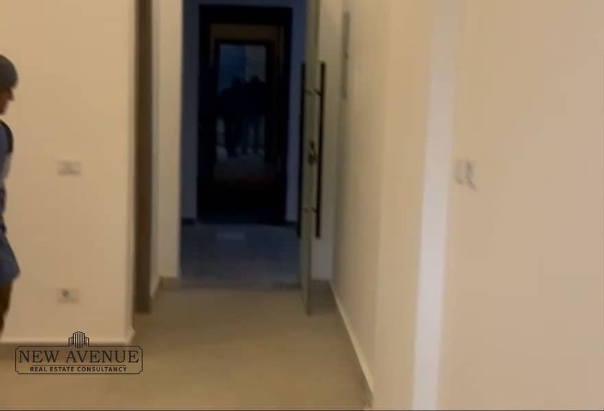 5 9a769873-edc5-4c5c-8f1f-309ee0c89faa. jpg