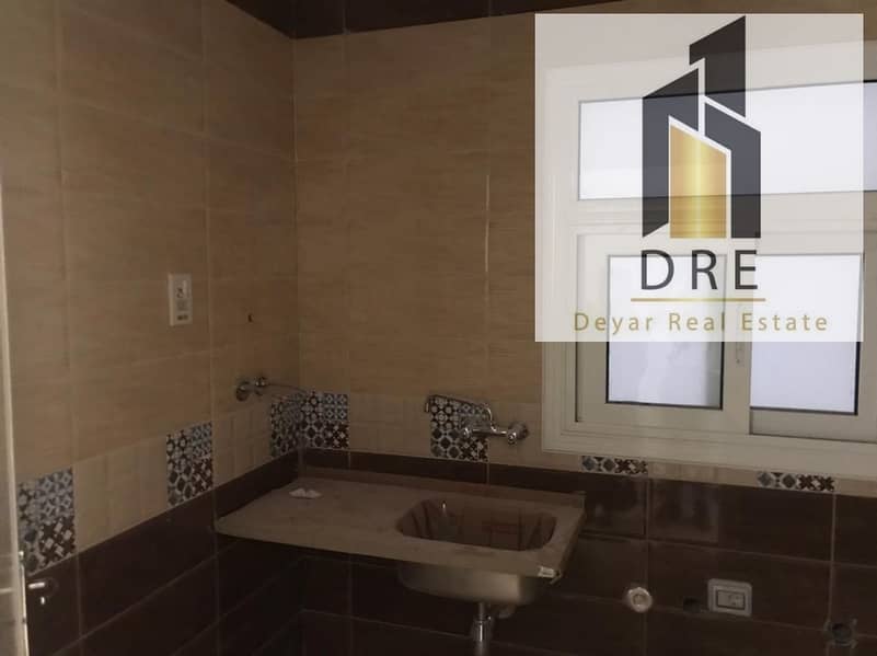 5 04c0bf28-f17d-471f-8897-45c451089c5f. jpg