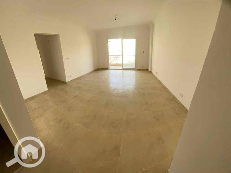 4 cf89f603-cbd3-4464-afae-39aafb9ec3b9. jpg