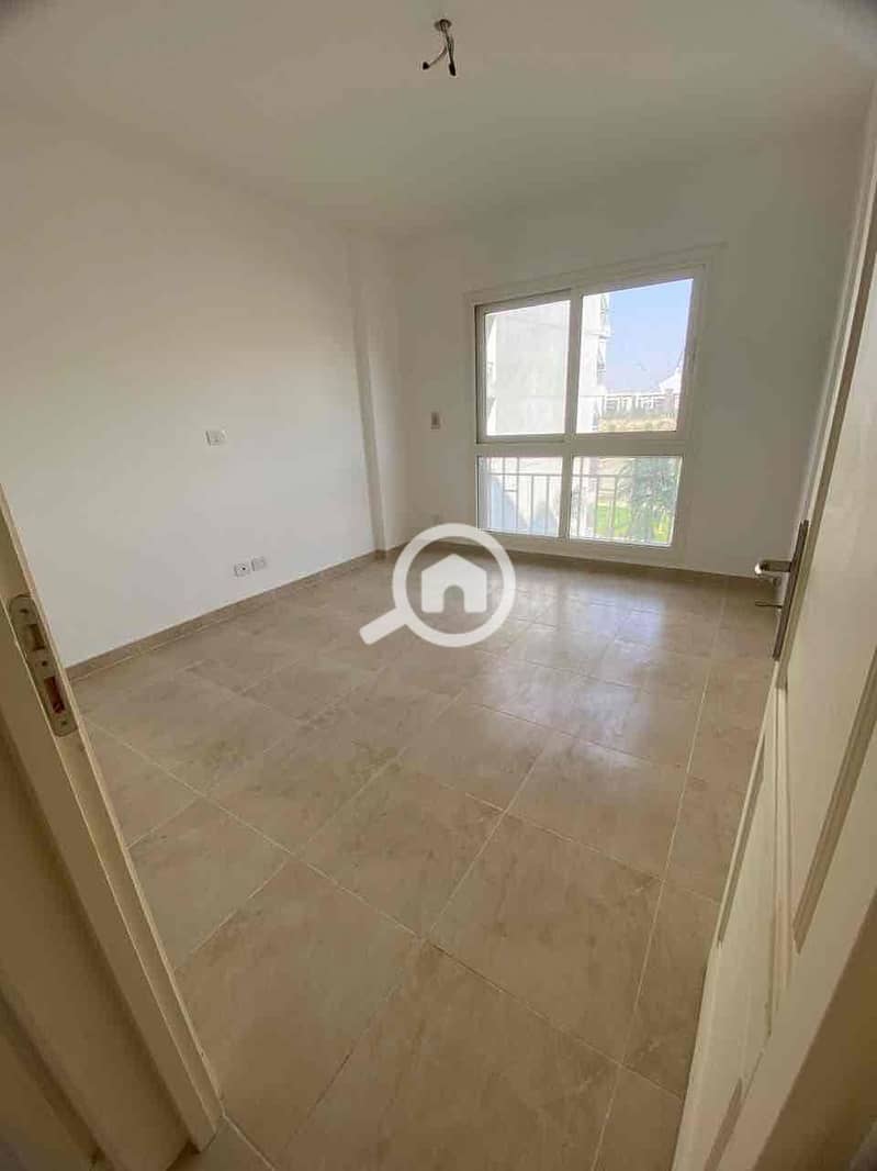 6 65170ce4-a532-4f91-a88c-2c5c67df9e3d. jpg