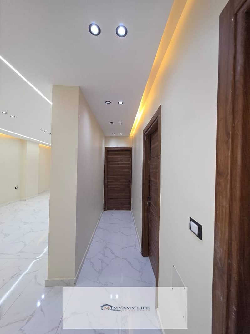 5 WhatsApp Image 2025-12-08 at 3.37. 36 PM (2). jpeg