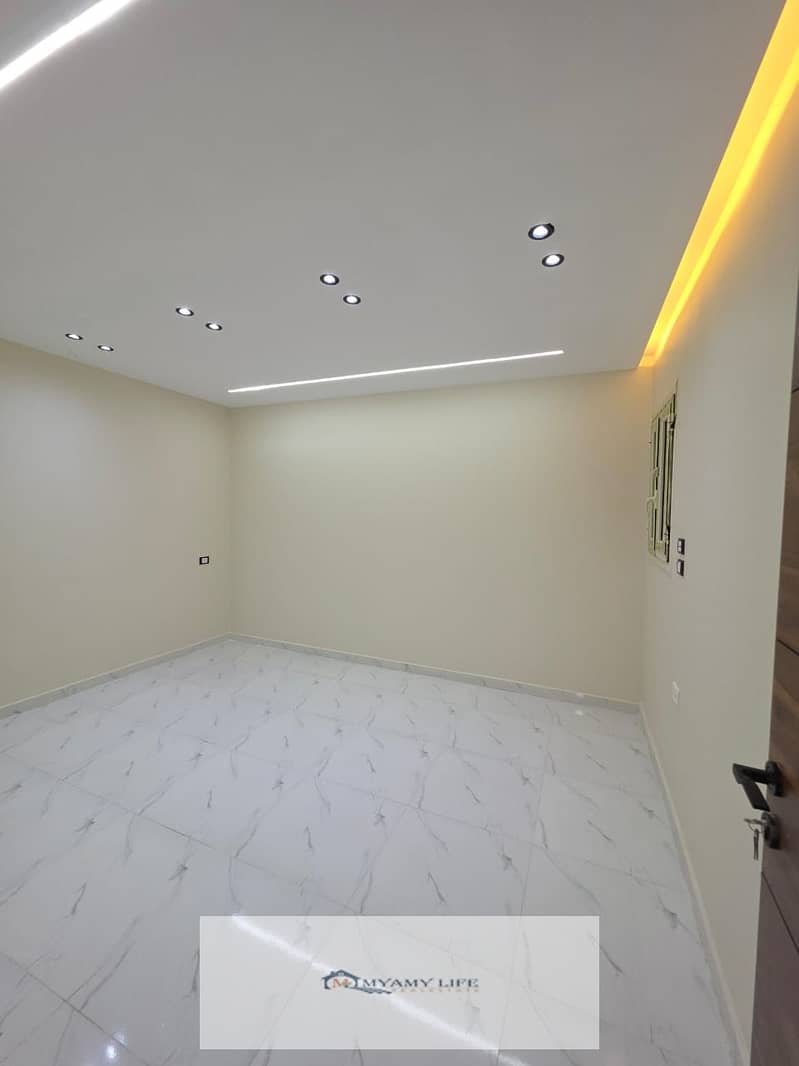 10 WhatsApp Image 2025-12-08 at 3.37. 37 PM. jpeg