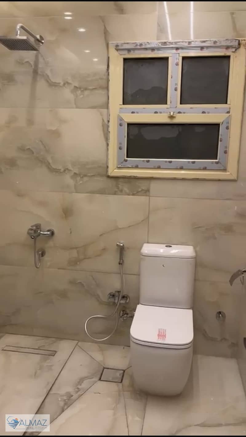 10 WhatsApp Image 2025-12-09 at 2.06. 27 PM (1). jpeg