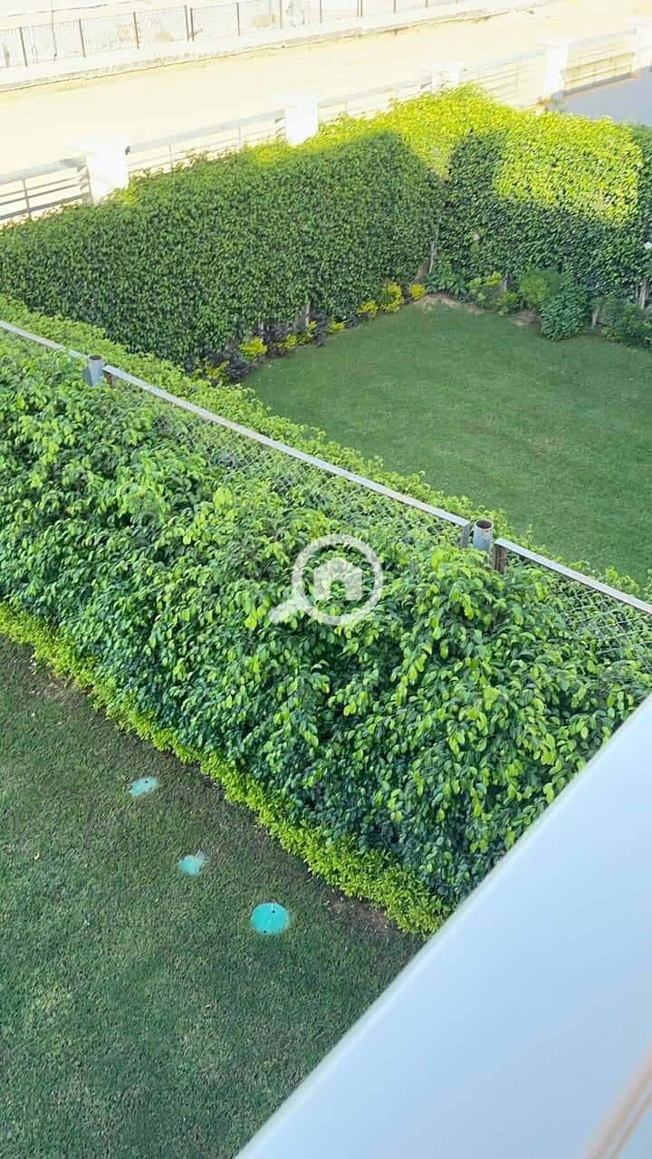 10 WhatsApp Image 2025-12-08 at 11.44. 47 PM. jpeg