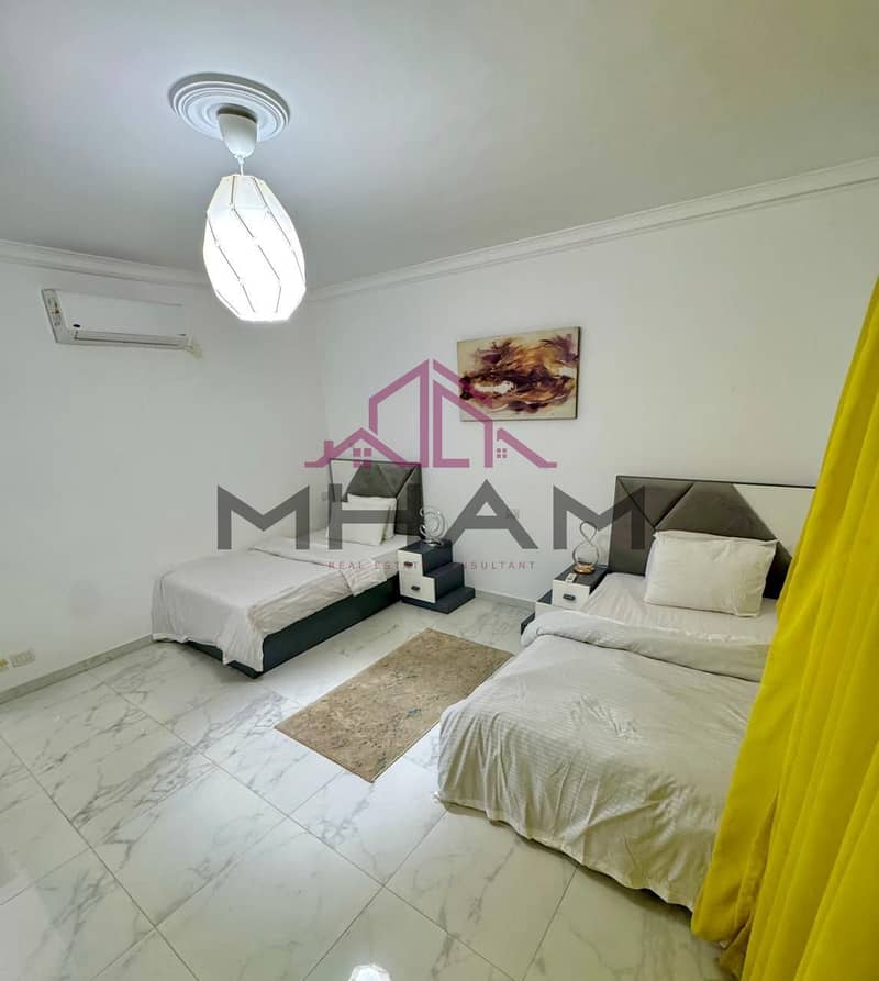 3 photo_5890732339107662773_y. jpg