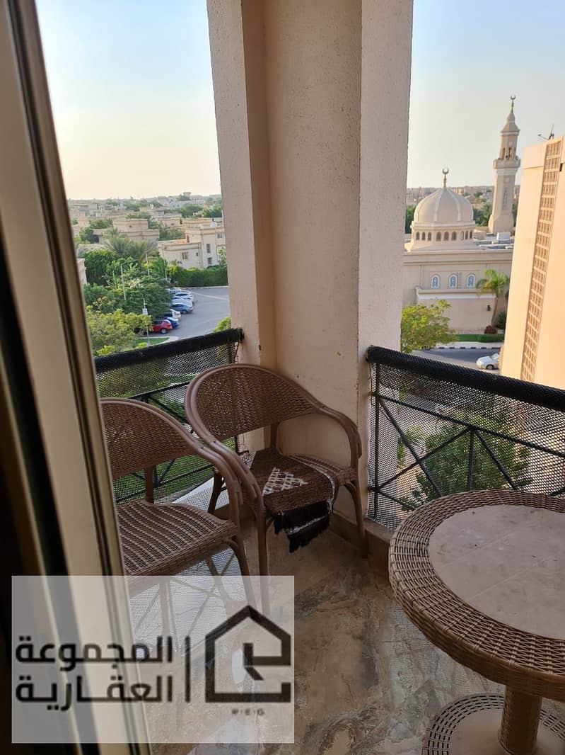 3 b95bc773-6057-4b40-a0ed-6d57e25eaba8. jpg