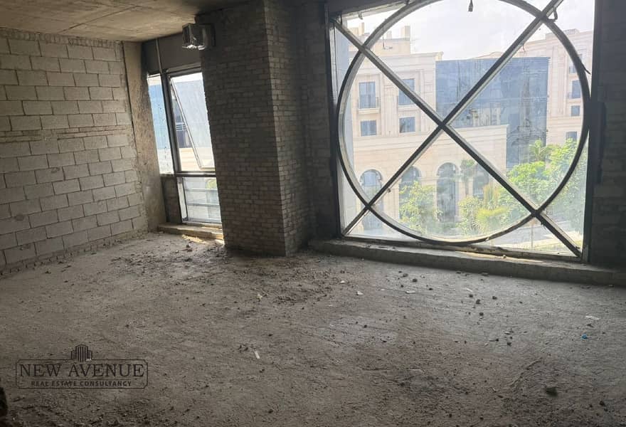 2 f24806ee-80ab-48ea-bbb6-35f46ec28801. jpg