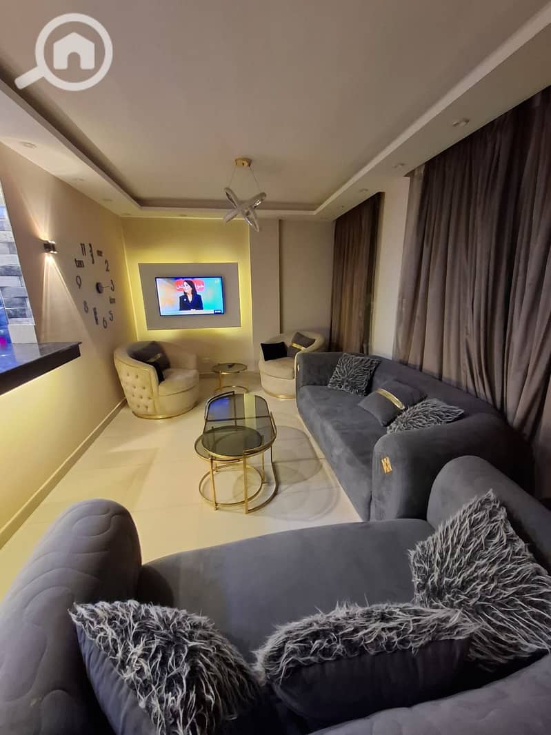 2 3afb748c-f00b-4a11-b7ba-fafac61297e9. jpeg