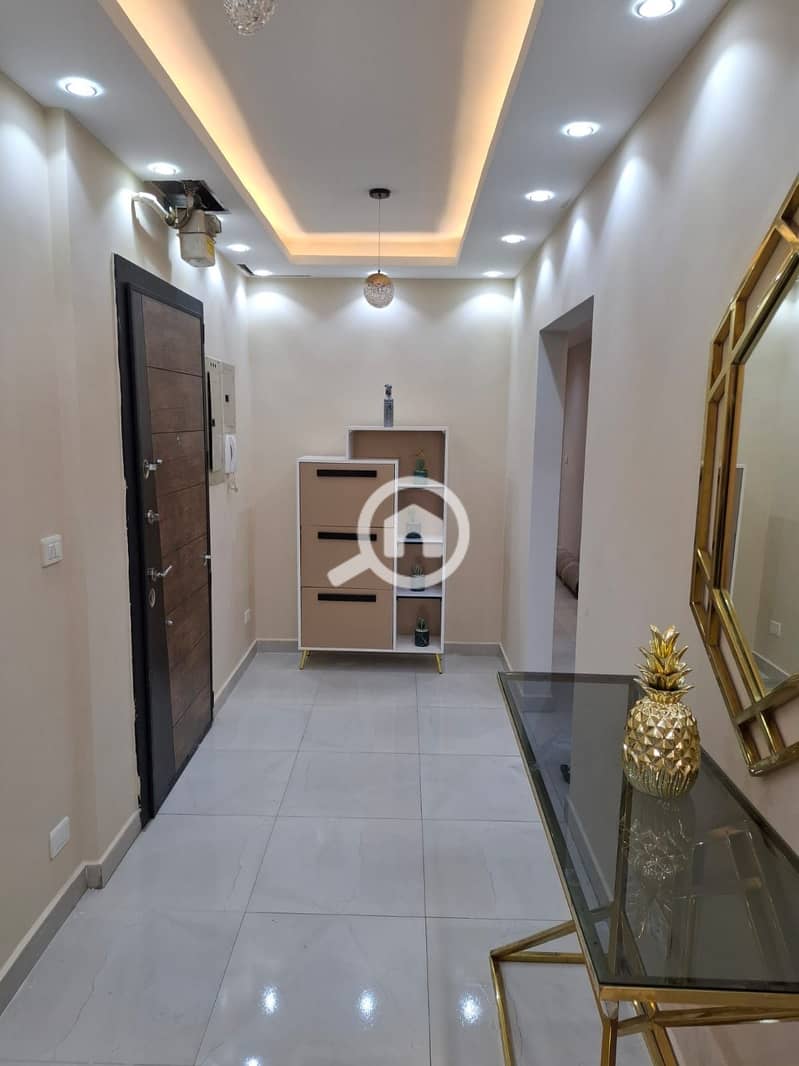 12 46920915-f167-4a79-9a1f-d6ff6e937d20. jpeg