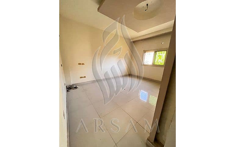 4 WhatsApp Image 2025-12-08 at 6.22. 33 PM (1). JPG