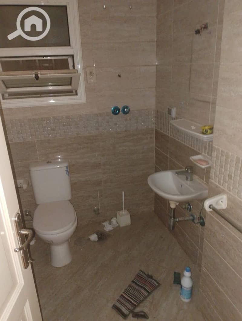 3 7bc75a25-e2db-4ad7-b364-54420c7a7a3d. jpg