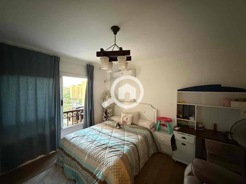 9 022ce925-ad6b-4f7e-b253-0e855c5bafcd. jpg