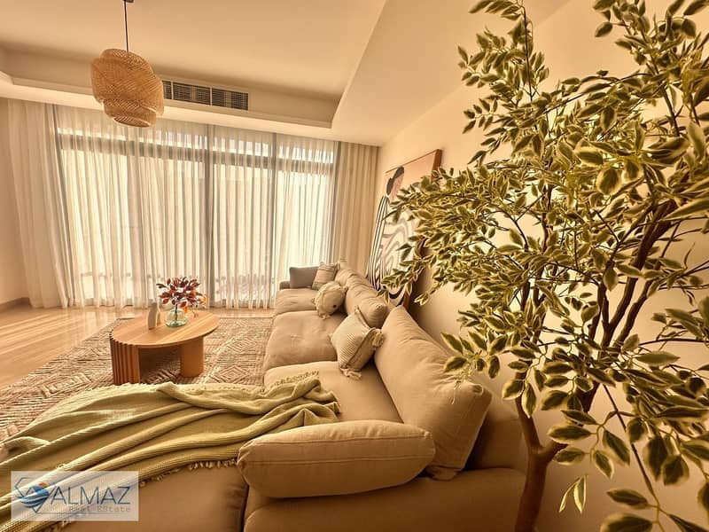 5 WhatsApp Image 2025-12-09 at 1.33. 11 PM (1). jpeg