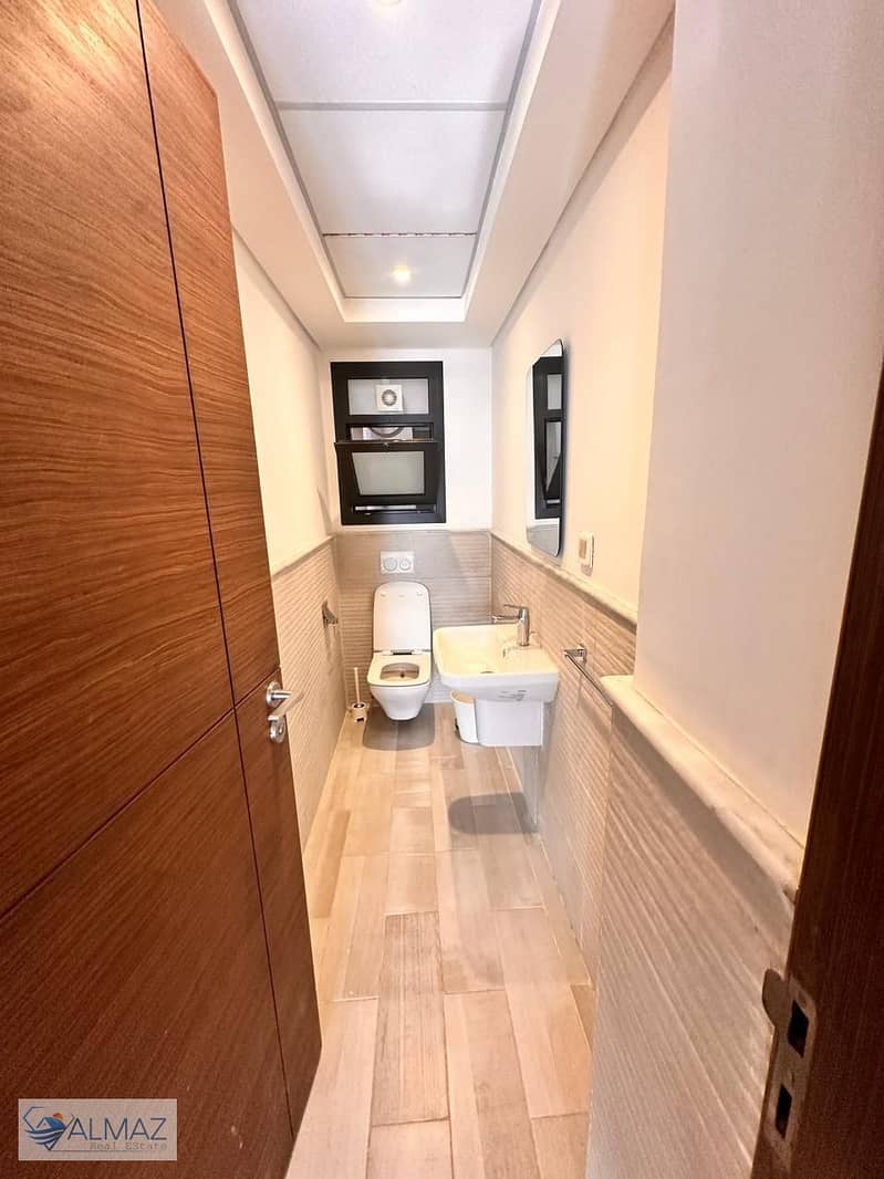 30 WhatsApp Image 2025-12-09 at 1.33. 17 PM. jpeg