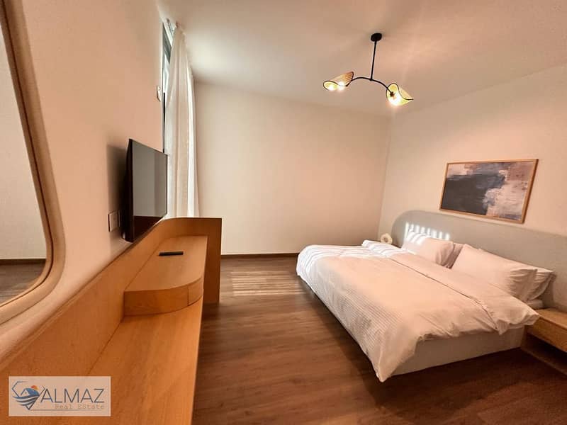 40 WhatsApp Image 2025-12-09 at 1.33. 21 PM (1). jpeg