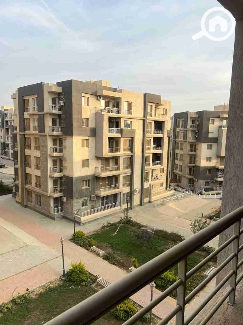 1000203011. jpg 1000203011. jpg