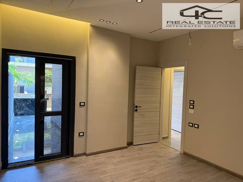 2 a03fb296-8819-4966-b0b0-23844f398972. jpg