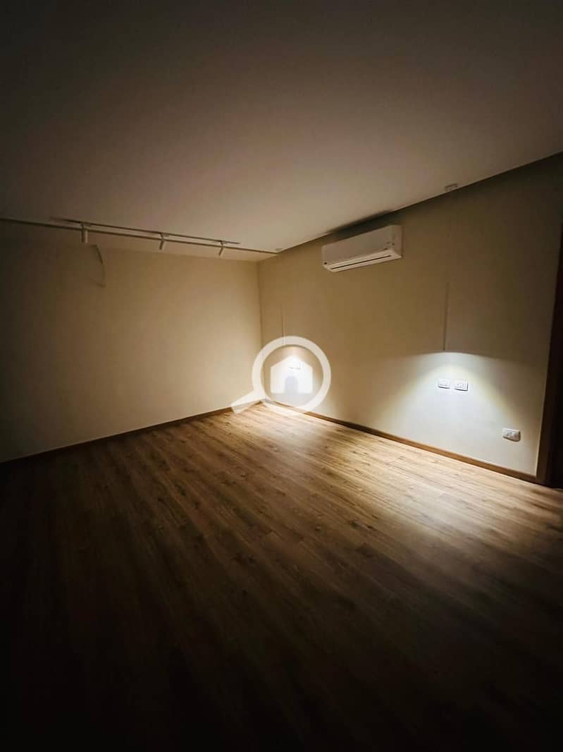 2 WhatsApp Image 2025-07-22 at 12.51. 29_3de528ea. jpg