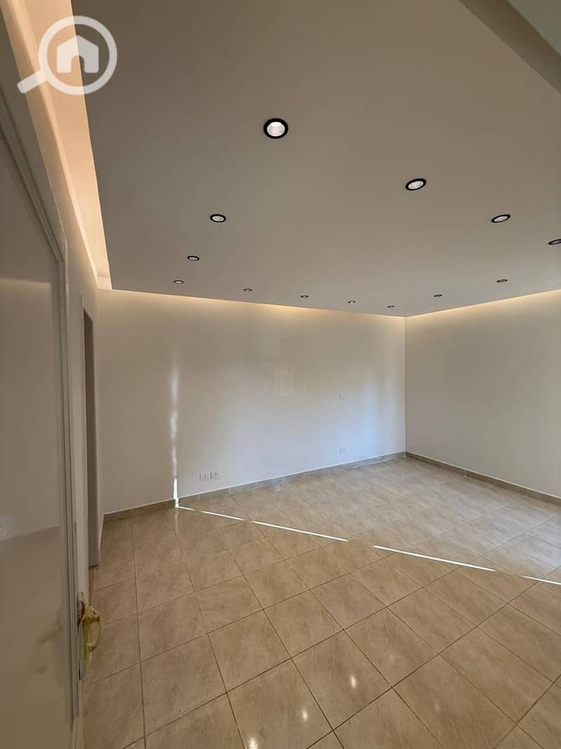 3 509339aa-96fc-44dc-82e7-7e5c2a322cbc. jpeg