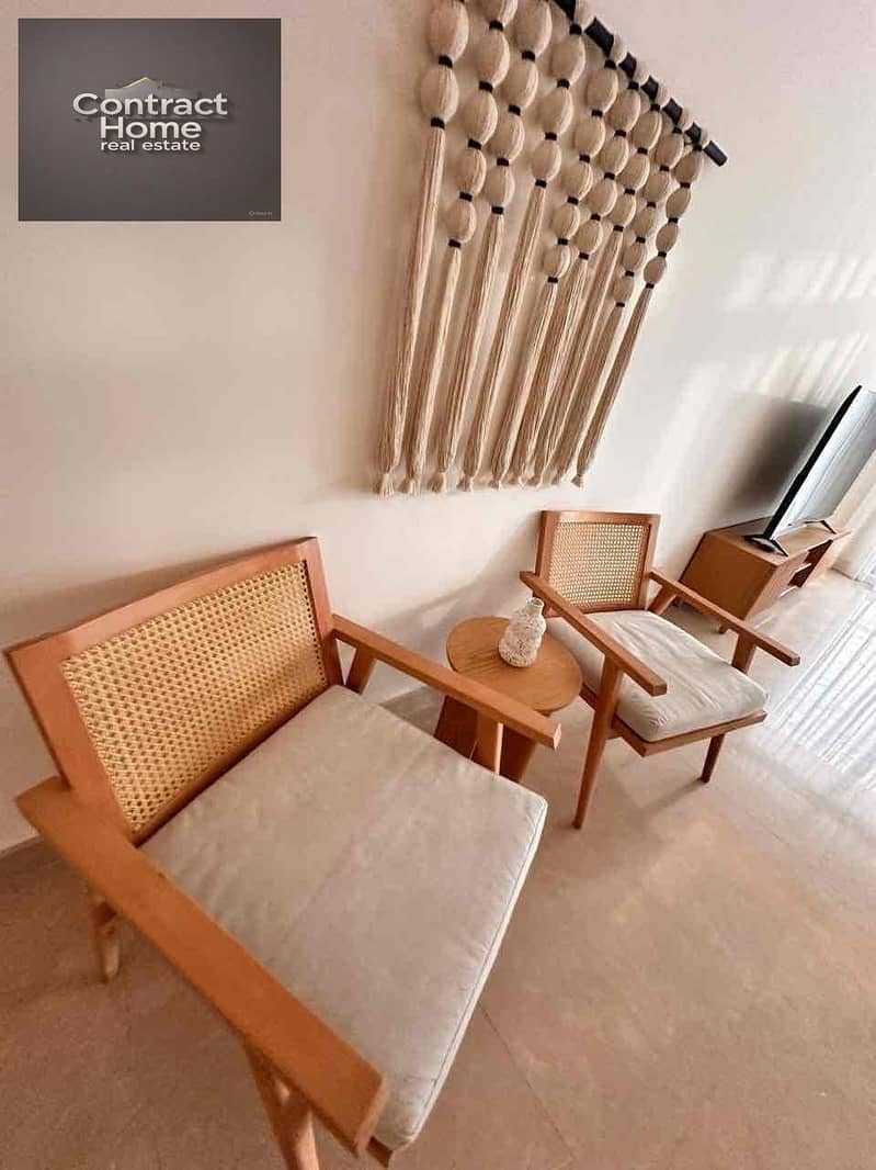 9 92ad458f-8167-4195-93c1-d01f24572083. jpg