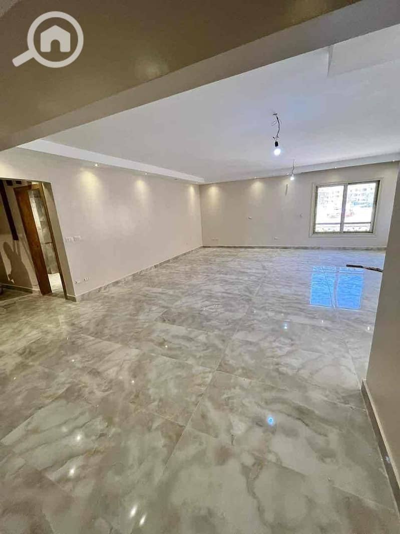 3 9c8c51f7-cf51-4b7b-9705-226648e18c8e. jpg