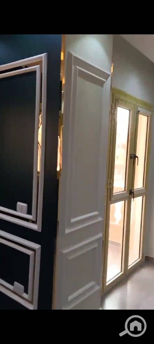 8 b9b23c1b-fb4b-4ab8-95a1-71c35e0330ab. jpg