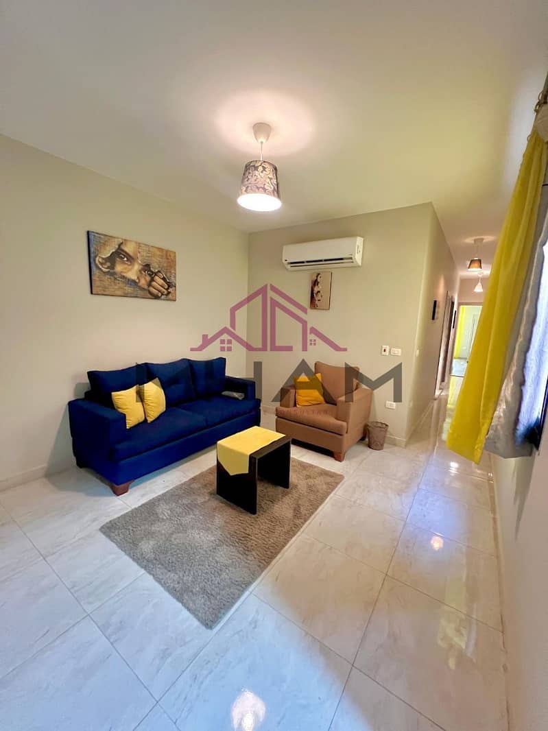 9 photo_5890732339107662794_y. jpg