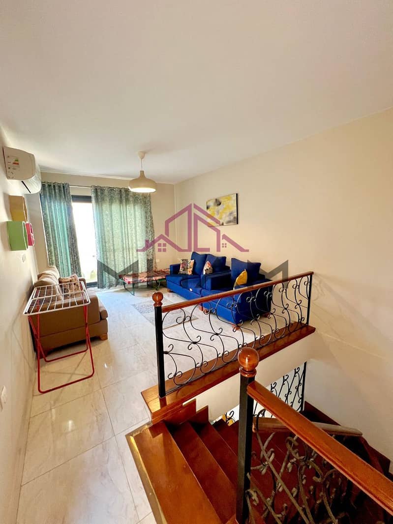 10 photo_5890732339107662795_y. jpg