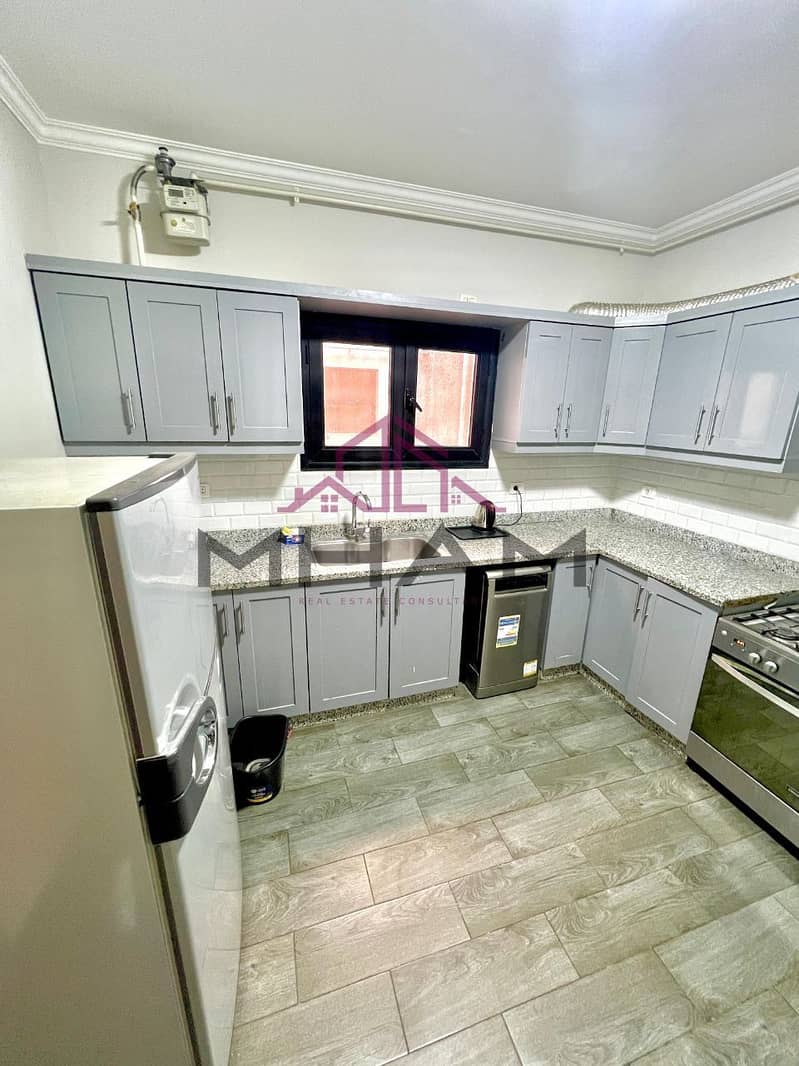 14 photo_5890732339107662800_y. jpg