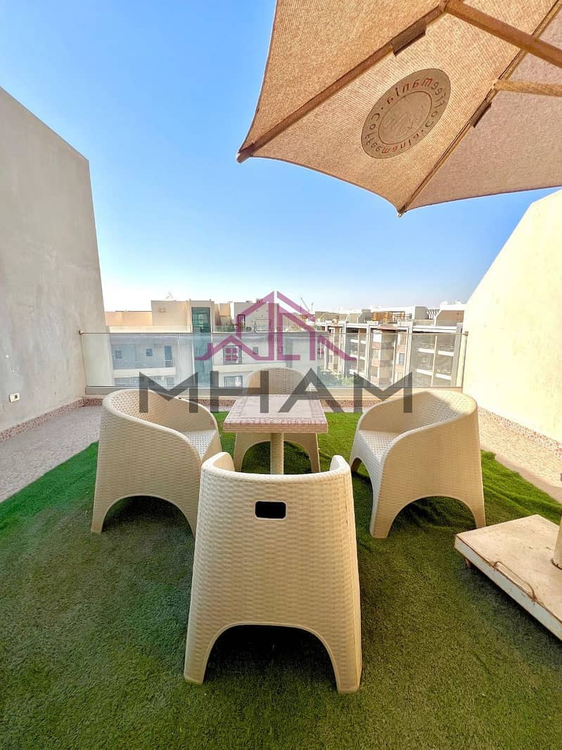 25 photo_5890732339107662812_y. jpg