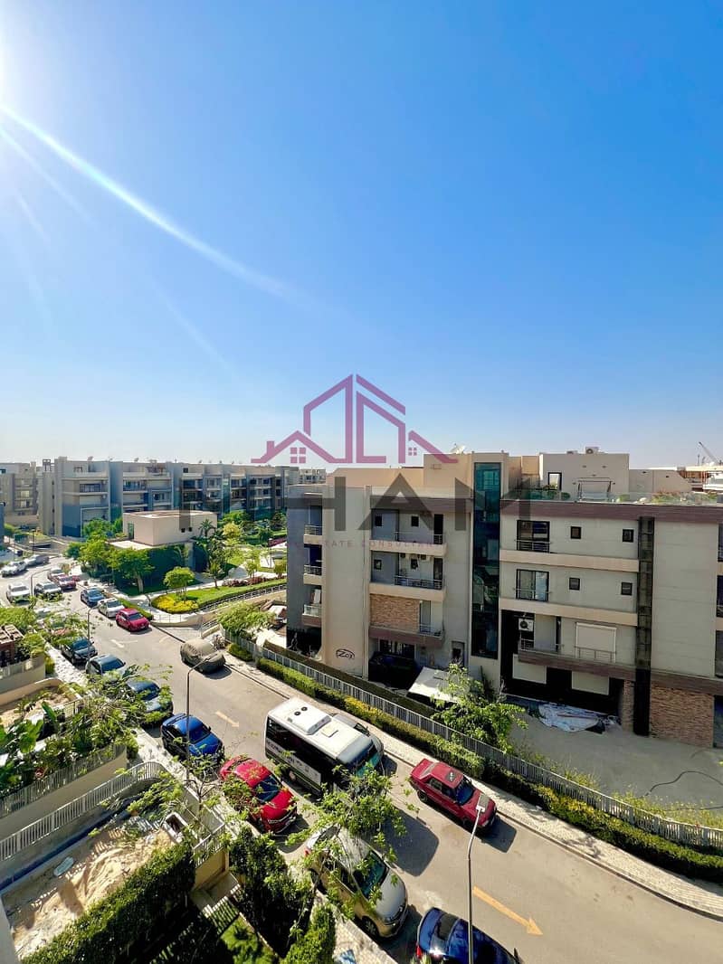 29 photo_5890732339107662816_y. jpg