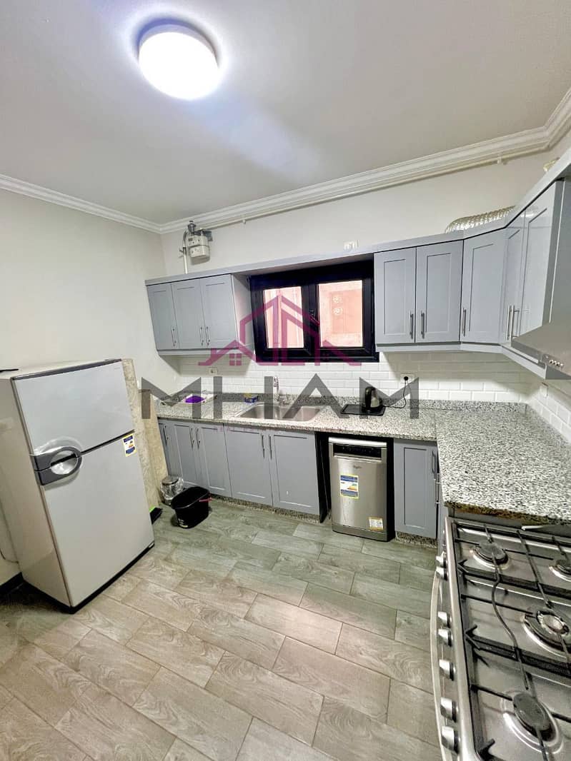 31 photo_5890732339107662818_y. jpg