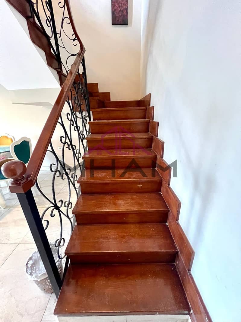 37 photo_5890732339107662824_y. jpg