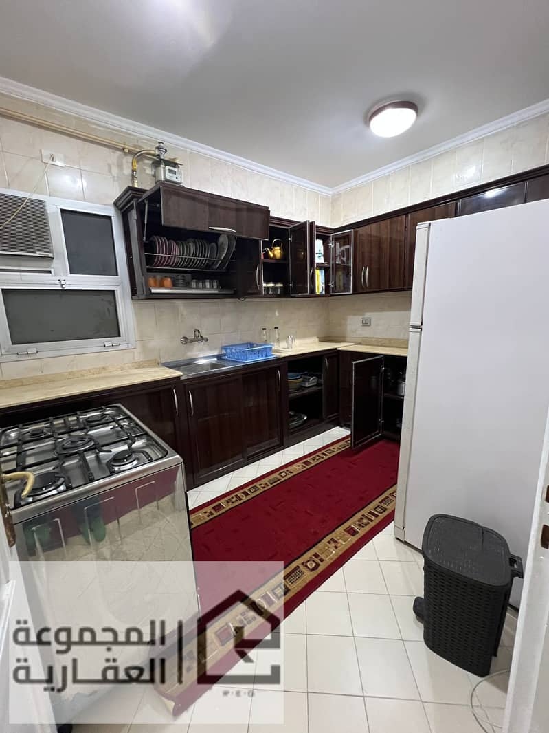 9 c0c758ce-492a-42b2-9c4c-ea3dc5e8a5b1. jpg