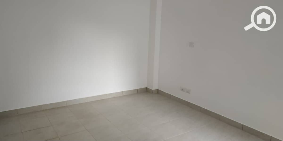 2 7f02abcf-5bc4-4c40-8795-b26cf7bc982b. jpg