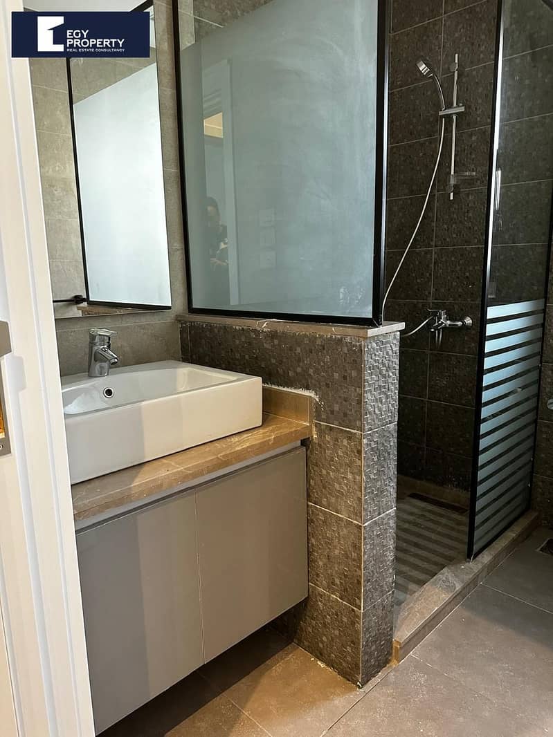 5 _files_WhatsApp Image 2025-10-14 at 3.22. 04 AM (2). jpeg