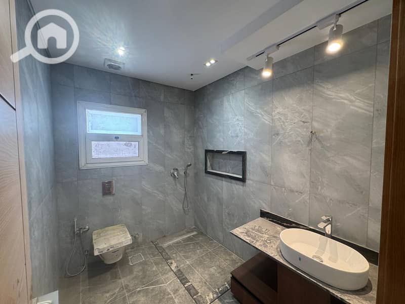 7 IMG-20251209-WA0016. jpg