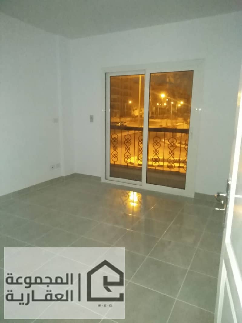 5 baeec264-5ea2-40a1-a3c6-8d65653de526. jpg