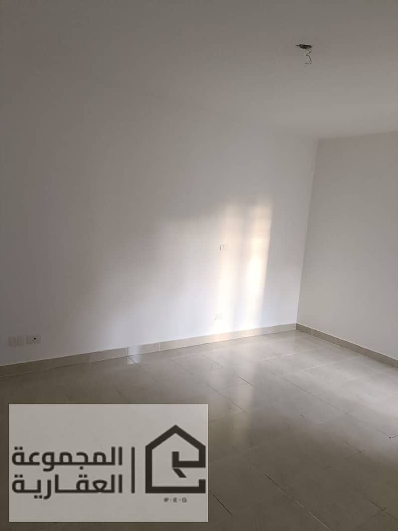 6 ce6552c2-e204-420f-99c6-5b711692a8c0. jpg