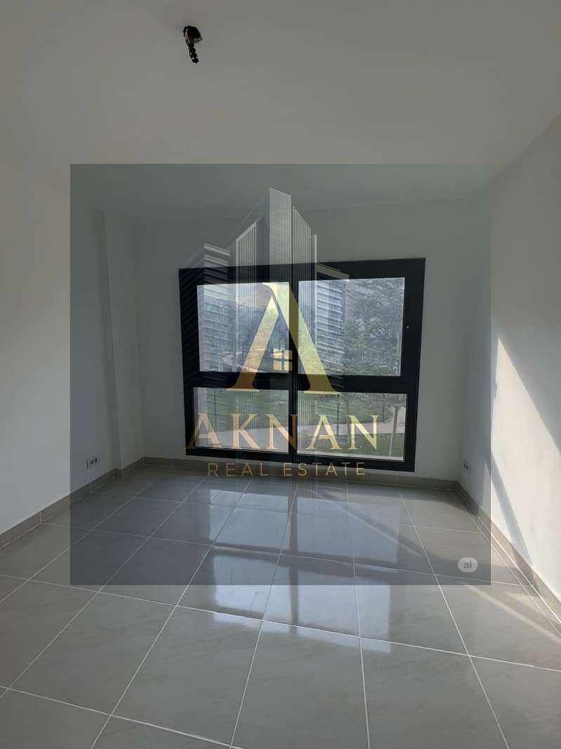 9 WhatsApp Image 2025-12-01 at 15.23. 35 (2). jpeg