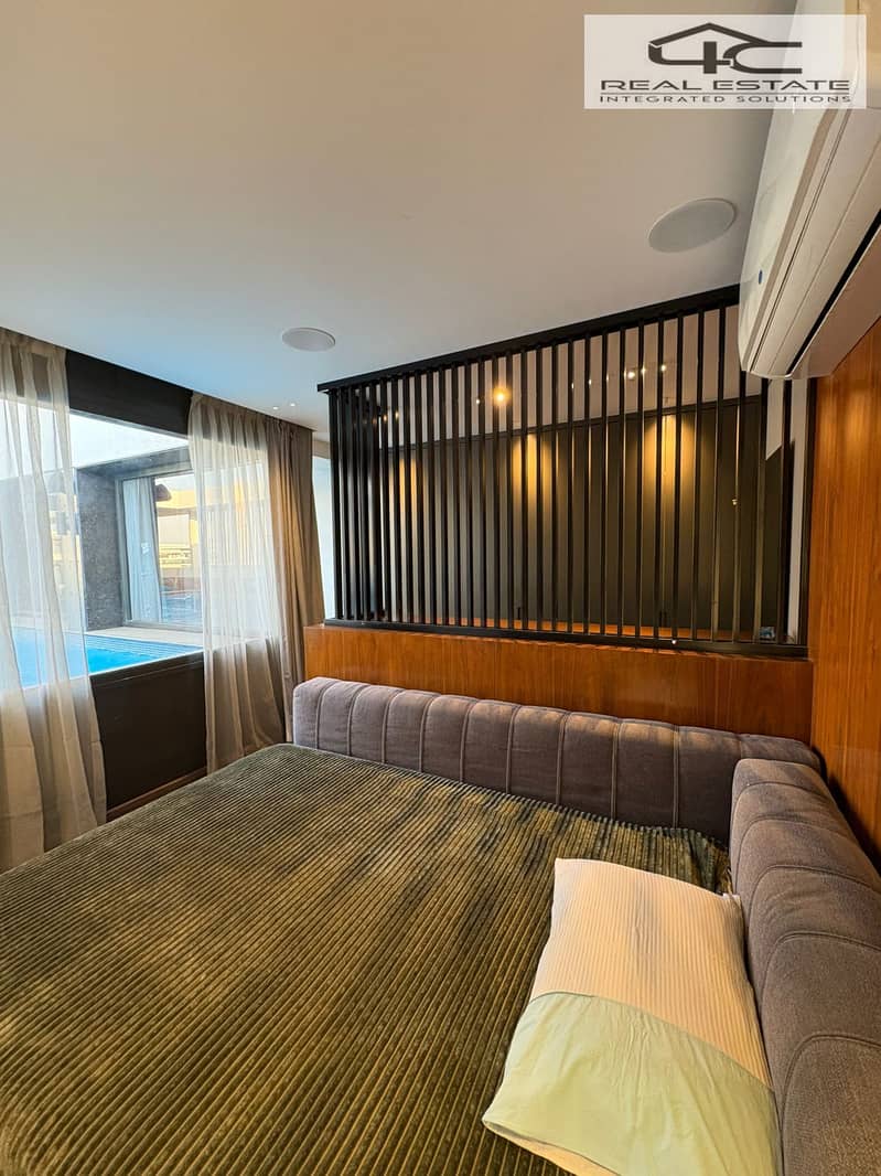 4 WhatsApp Image 2025-12-08 at 3.42. 23 PM (3). jpeg