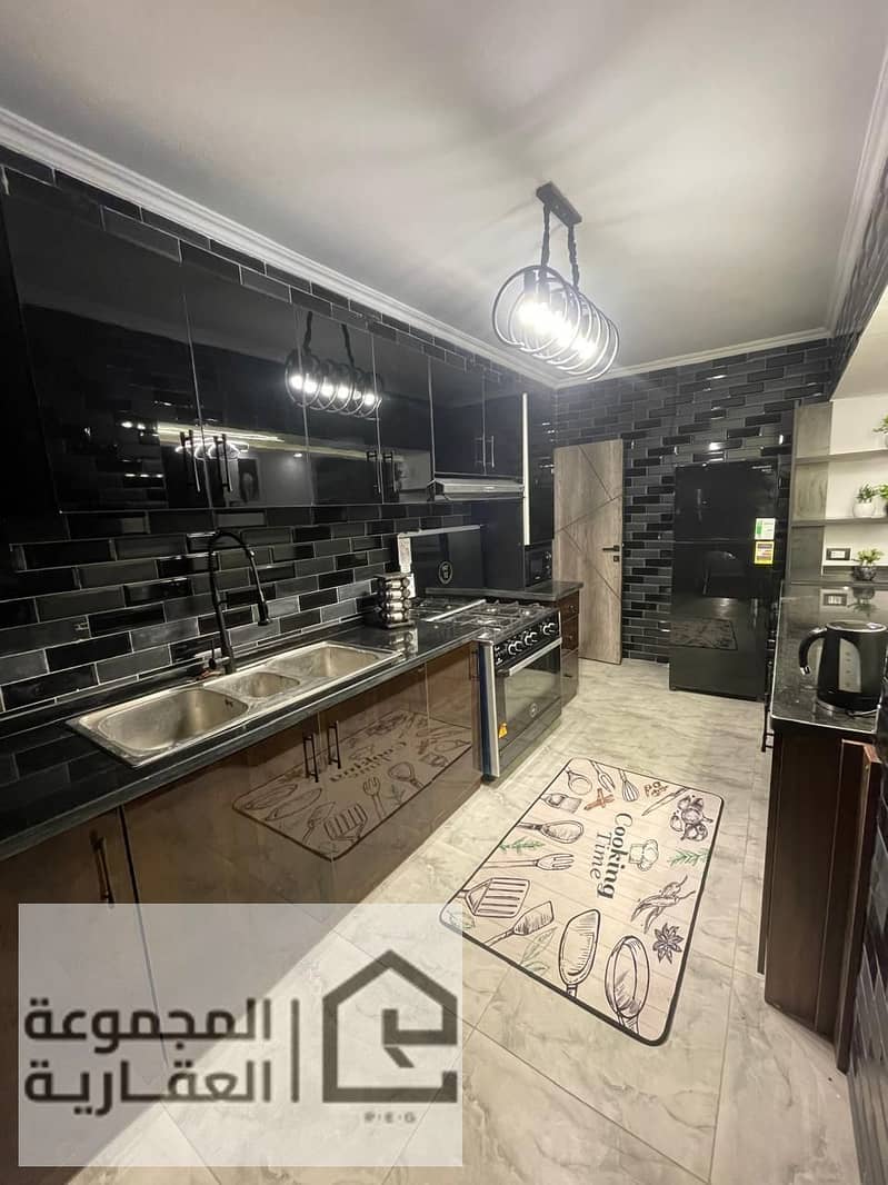 4 dc87acca-a94a-46fd-ac0e-89d7072d9441. jpg