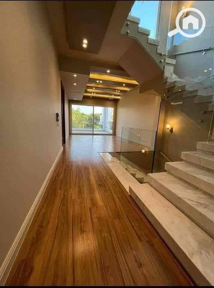 5 7074e638-eaff-4224-8972-e1f0bf1d7820. jpg