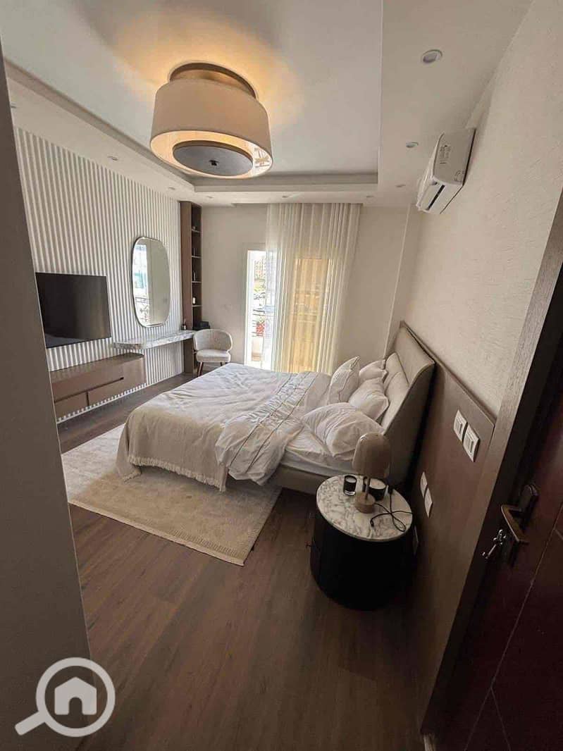 6 905f0879-0402-4abd-920d-eadff43361b0. jpg