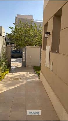 توين هاوس 3 غرف نوم للبيع في الشيخ زايد، الجيزة - Screenshot_1. png