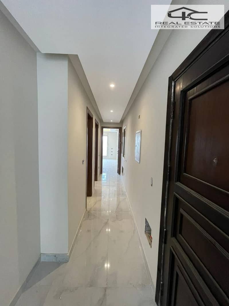 12 WhatsApp Image 2025-12-09 at 14.21. 48. jpeg