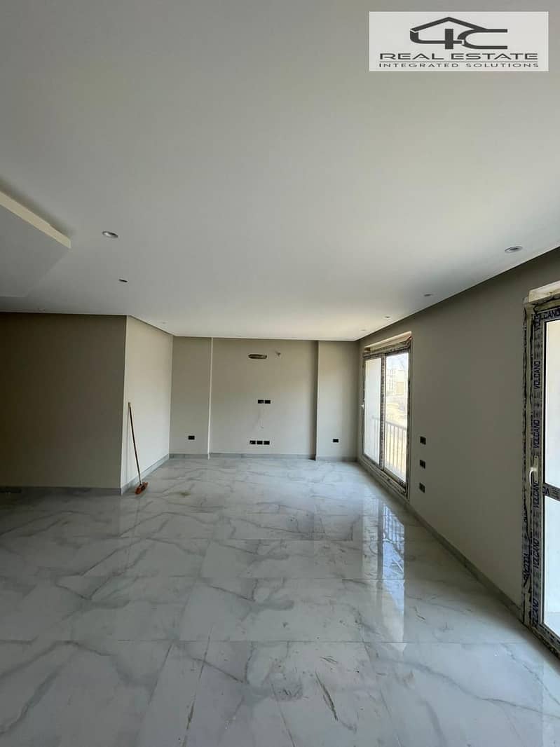 13 WhatsApp Image 2025-12-09 at 14.21. 50 (1). jpeg